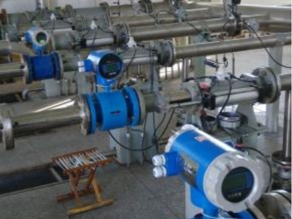 一體式電磁流量計(jì) 一體式電磁流量計(jì)
